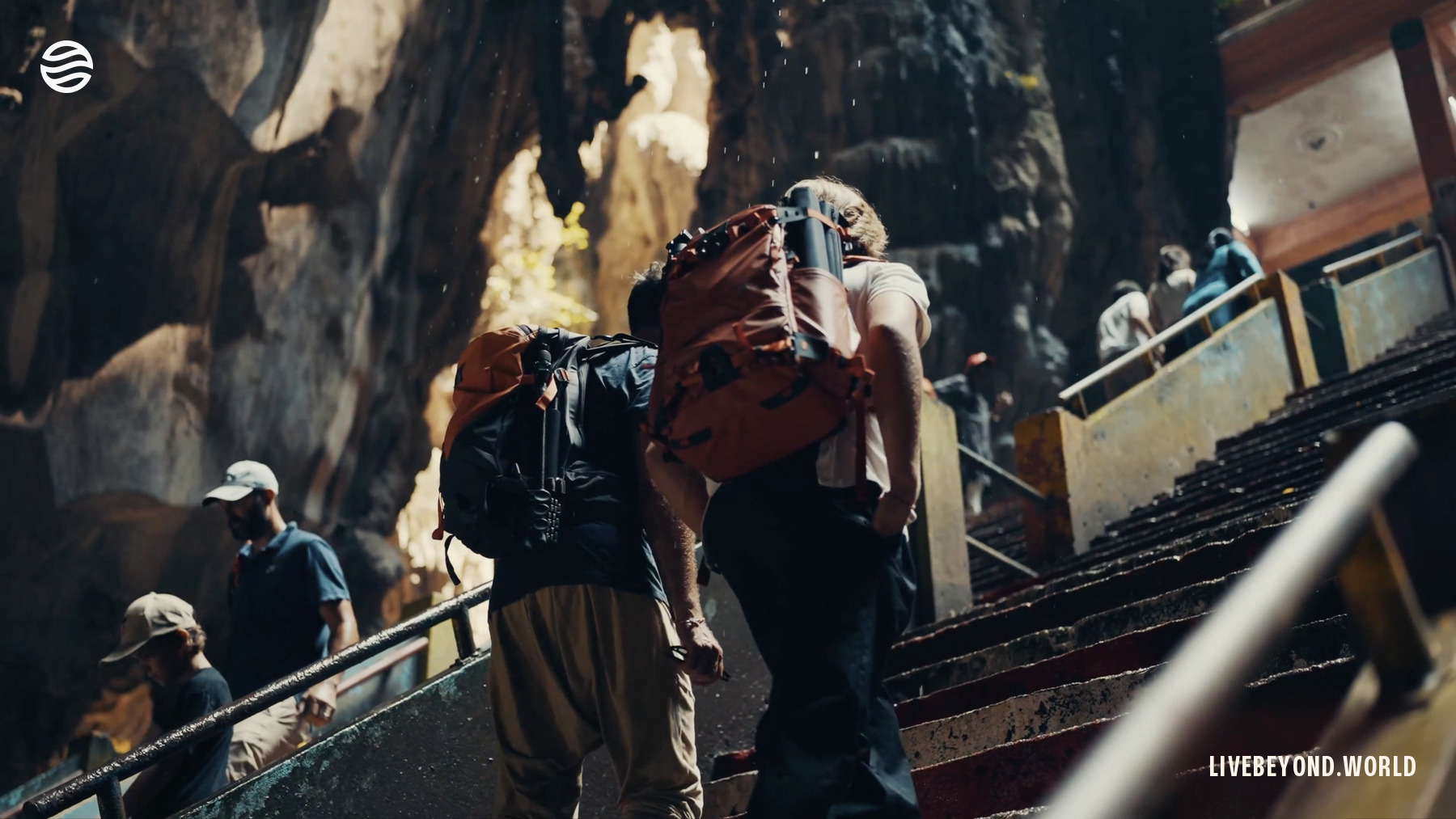 Sulle scale delle Batu Caves, Kuala Lumpur