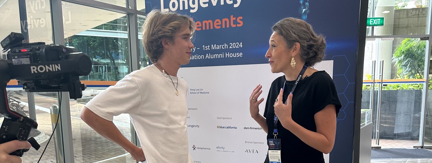 Aleksander interviewing Andrea Maier at NUS, Singapore