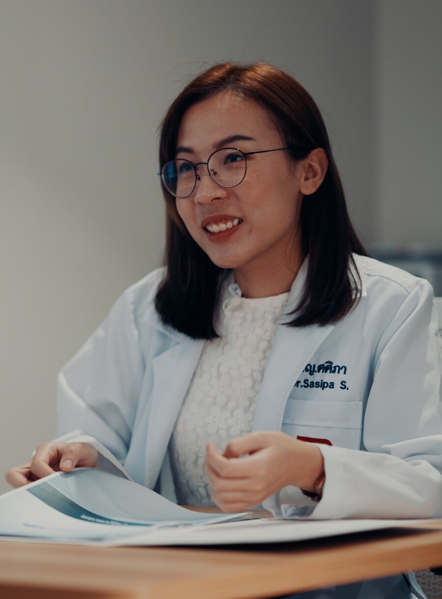 Dr Bow during her Live Beyond interview at the Laguna Clinic in Phuket, Thailand