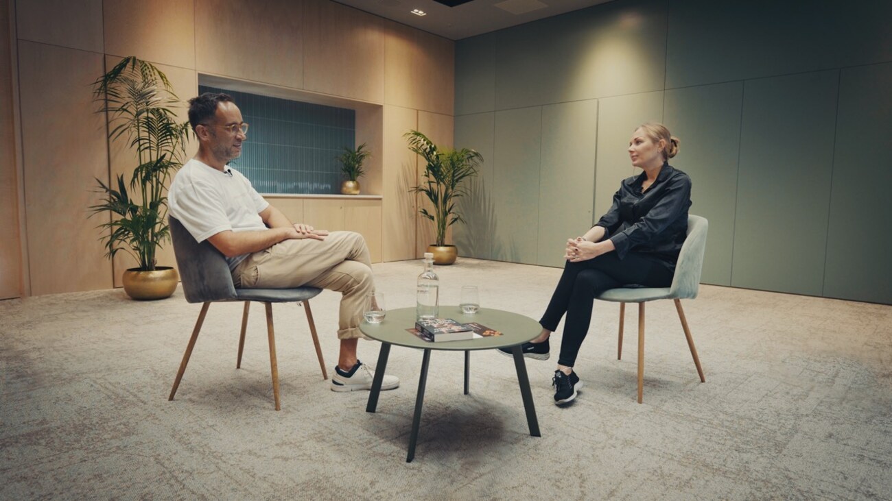 Evelyne Bischof and Marek during the Longevity Summit Dublin interview