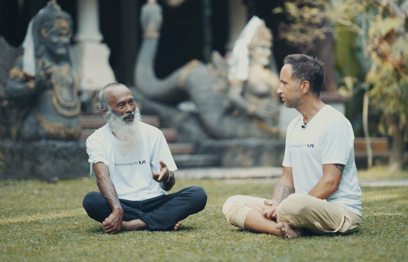 Master Ketut Arsana in conversation with Marek at his ashram in Ubud, Bali