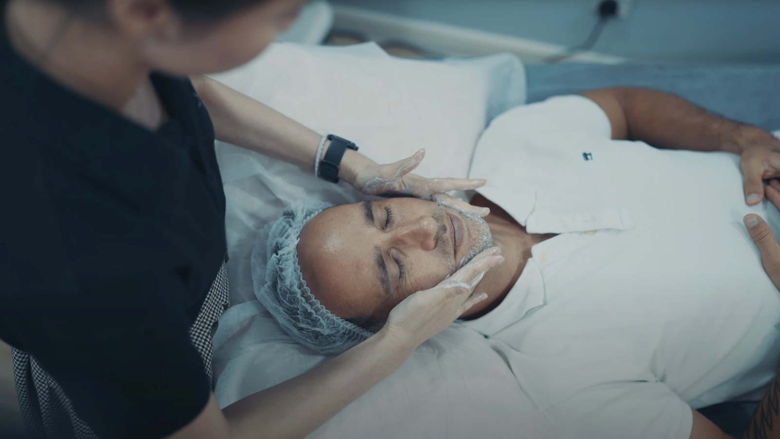 Marek Piotrowski receiving treatment at Michael Lim's clinic in Kuala Lumpur