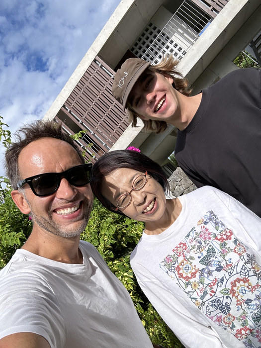 Aleksander, Marek Piotrowski and their host Mikiko Kumagai in Nanjo, Okinawa