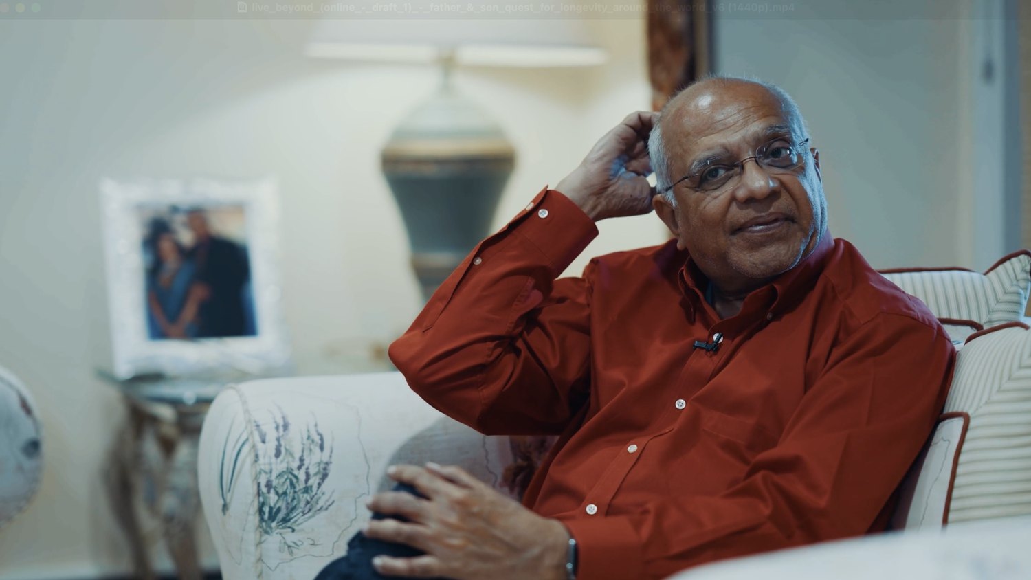 Srikumar Rao at home