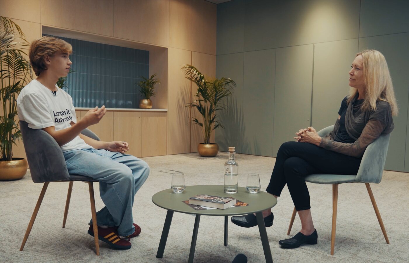 Tina Woods in conversation with Aleksander at the Longevity Summit
